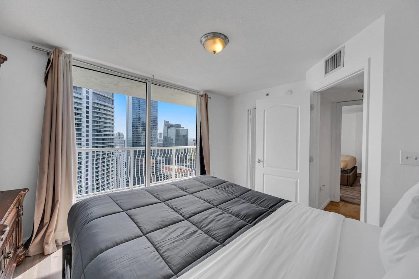 מיאמי *Luxurious Highrise 2Brcondo Brickell- Waterviews* מראה חיצוני תמונה